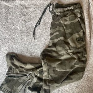 Camo sweat pants